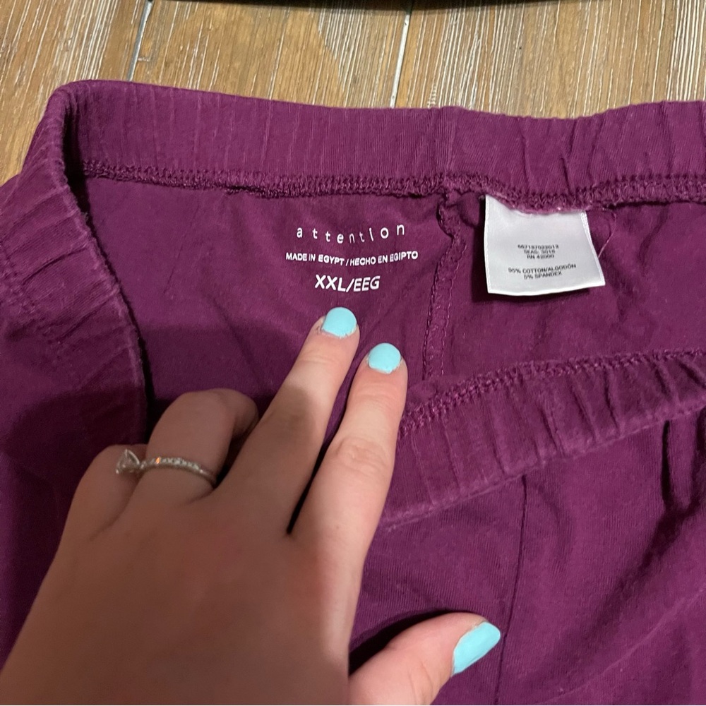 Capris - Picture 2 of 2